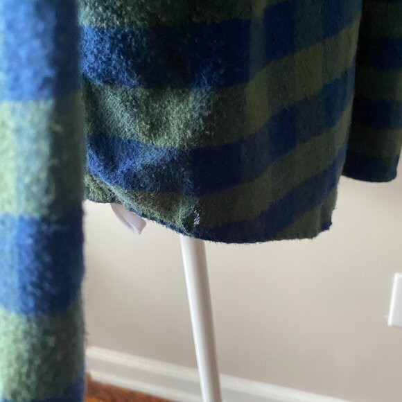 J.Crew Flannel Button-Up Collar Shirt - Size Medium (Men's) - Picture 15 of 15